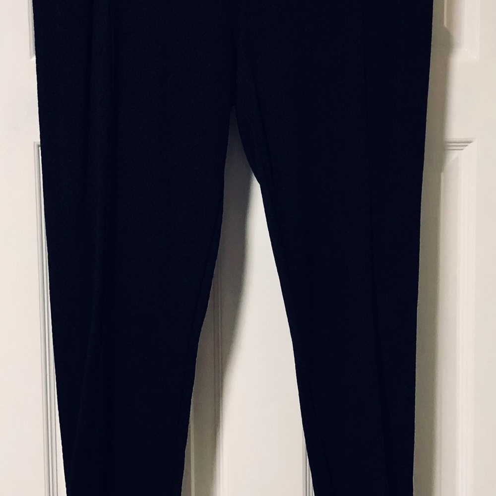 Rachel Zoe Pull On Black Pants with front seam